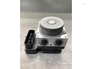 Gebruikte ABS Pomp Toyota Corolla Touring Sport (E21/EH1) 1.8 16V Hybrid Prijs € 250,00 Margeregeling aangeboden door Gebr Opdam B.V.