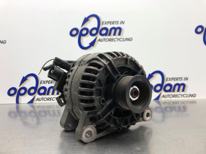 Gebruikte Dynamo Peugeot 206 (2A/C/H/J/S) 1.4 HDi Prijs € 76,00 Margeregeling aangeboden door Gebr Opdam B.V.