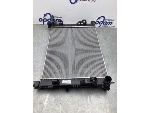 Gebruikte Radiateur Renault Clio IV (5R) 0.9 Energy TCE 90 12V Prijs € 80,00 Margeregeling aangeboden door Gebr Opdam B.V.