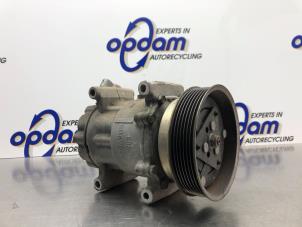 Gebruikte Aircopomp Renault Twingo II (CN) 1.2 Prijs € 45,00 Margeregeling aangeboden door Gebr Opdam B.V.