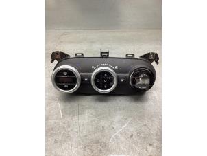 Gebruikte Chaufage Bedieningspaneel Fiat 500L (199) 1.3 D 16V Multijet Prijs € 100,00 Margeregeling aangeboden door Gebr Opdam B.V.