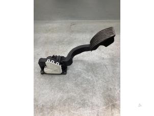 Gebruikte Sensor Gaspedaalpositie Fiat 500L (199) 1.3 D 16V Multijet Prijs € 25,00 Margeregeling aangeboden door Gebr Opdam B.V.