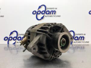 Gebruikte Dynamo Toyota Aygo (B10) 1.0 12V VVT-i Prijs € 45,00 Margeregeling aangeboden door Gebr Opdam B.V.