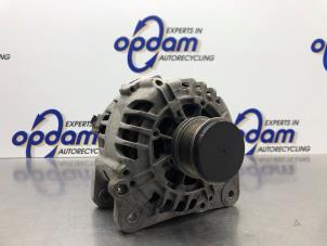 Gebruikte Dynamo Audi A3 (8L1) 1.8 20V Prijs € 68,00 Margeregeling aangeboden door Gebr Opdam B.V.