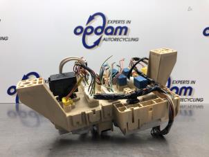 Gebruikte Zekeringkast Opel Agila (B) 1.0 12V Prijs € 68,00 Margeregeling aangeboden door Gebr Opdam B.V.