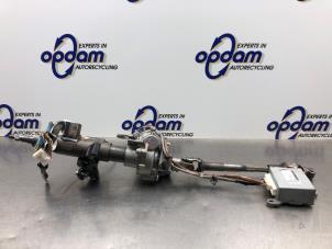 Gebruikte Stuurbekrachtiging Elektrisch Peugeot 107 1.0 12V Prijs € 135,00 Margeregeling aangeboden door Gebr Opdam B.V.