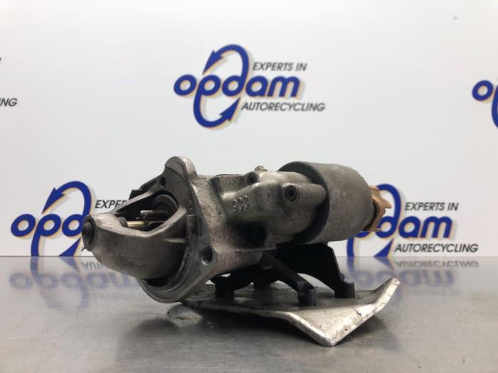 Gebruikte Startmotor Volkswagen Passat (3B3) 1.8 Turbo 20V Prijs € 30,00 Margeregeling aangeboden door Gebr Opdam B.V.