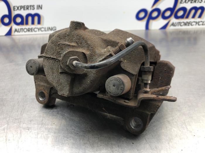 Remklauw (Tang) rechts-voor van een Renault Espace (JK) 2.0 Turbo 16V Grand Espace 2006