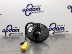 Gebruikte Airbagring Mercedes S (W220) 3.2 S-320 18V Prijs € 45,00 Margeregeling aangeboden door Gebr Opdam B.V.