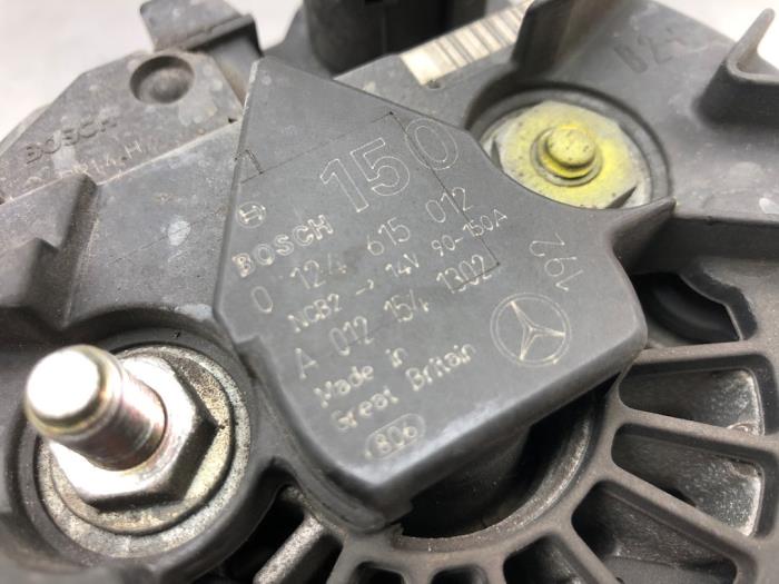 Dynamo van een Mercedes-Benz S (W220) 3.2 S-320 18V 2002