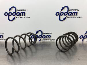 Gebruikte Veerschroef achter Chevrolet Matiz (M200) 0.8 S,SE Prijs € 32,00 Margeregeling aangeboden door Gebr Opdam B.V.