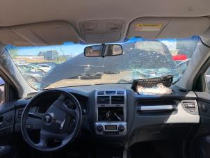 Gebruikte Dashboardkastje Kia Sportage (JE) 2.7 V6 24V 4x4 Prijs € 36,00 Margeregeling aangeboden door Gebr Opdam B.V.