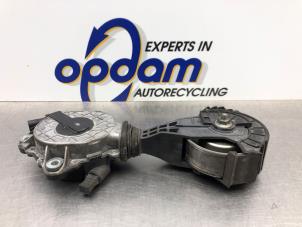 Gebruikte Spanner multiriem Peugeot 207/207+ (WA/WC/WM) 1.6 16V VTRi Prijs € 36,00 Margeregeling aangeboden door Gebr Opdam B.V.