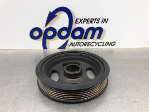 Gebruikte Krukas Poelie Citroen C1 1.0 12V VVT-i Prijs € 36,00 Margeregeling aangeboden door Gebr Opdam B.V.