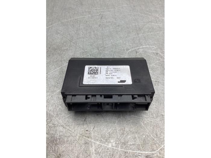 Gebruikte Computer Kachel BMW 2 serie Active Tourer (F45) 218d 2.0 TwinPower Turbo 16V Prijs € 35,00 Margeregeling aangeboden door Gebr Opdam B.V.