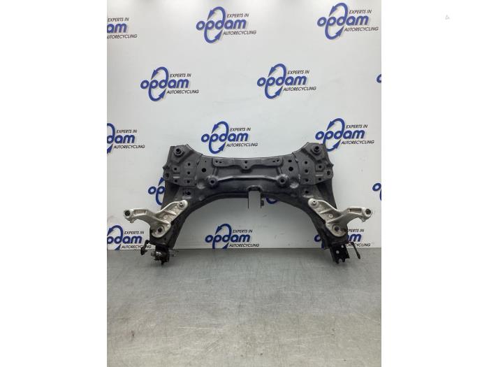 Gebruikte Subframe Renault Clio V (RJAB) 1.0 TCe 90 12V Prijs € 225,00 Margeregeling aangeboden door Gebr Opdam B.V.