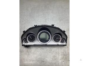 Gebruikte Kilometerteller KM Mercedes E Estate (S212) E-350 CGI V6 24V Prijs € 200,00 Margeregeling aangeboden door Gebr Opdam B.V.