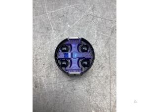 Gebruikte Sensor regen Mercedes E Estate (S212) E-350 CGI V6 24V Prijs € 25,00 Margeregeling aangeboden door Gebr Opdam B.V.