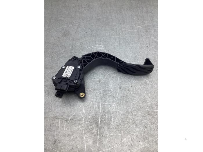 Gebruikte Gaspedaalpositie Sensor Renault Clio V (RJAB) 1.0 TCe 90 12V Prijs € 50,00 Margeregeling aangeboden door Gebr Opdam B.V.