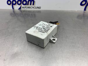 Gebruikte Immobiliser module BMW 5 serie Touring (E39) 520i 24V Prijs € 36,00 Margeregeling aangeboden door Gebr Opdam B.V.