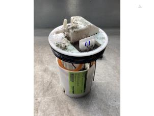 Gebruikte Benzinepomp Ford Transit Courier 1.0 Ti-VCT EcoBoost 12V Prijs € 181,50 Inclusief btw aangeboden door Gebr Opdam B.V.