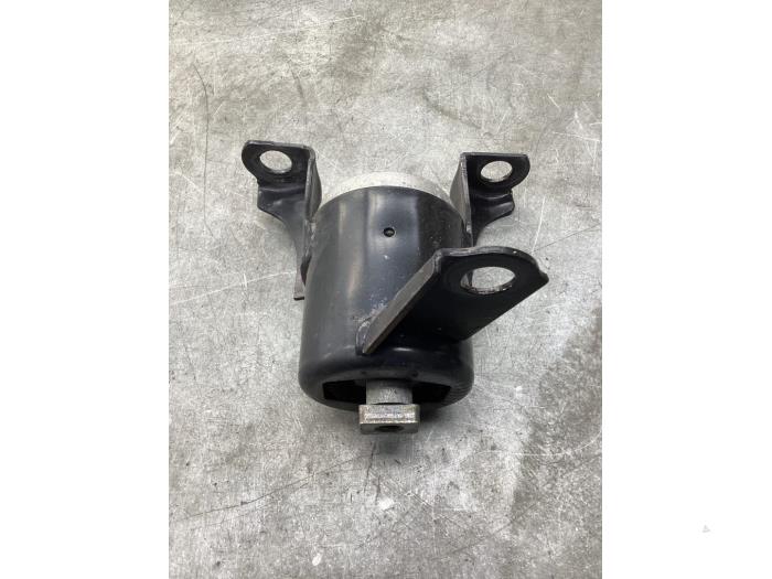 Gebruikte Motorrubber Ford Transit Courier 1.0 Ti-VCT EcoBoost 12V Prijs € 24,20 Inclusief btw aangeboden door Gebr Opdam B.V.