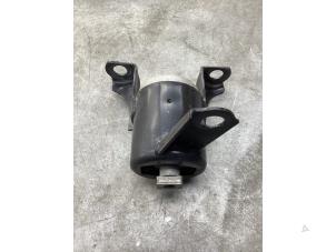 Gebruikte Motorrubber Ford Transit Courier 1.0 Ti-VCT EcoBoost 12V Prijs € 24,20 Inclusief btw aangeboden door Gebr Opdam B.V.