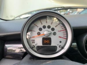 Gebruikte Toerenteller Mini Mini (R56) 1.6 16V Cooper Prijs € 36,00 Margeregeling aangeboden door Gebr Opdam B.V.