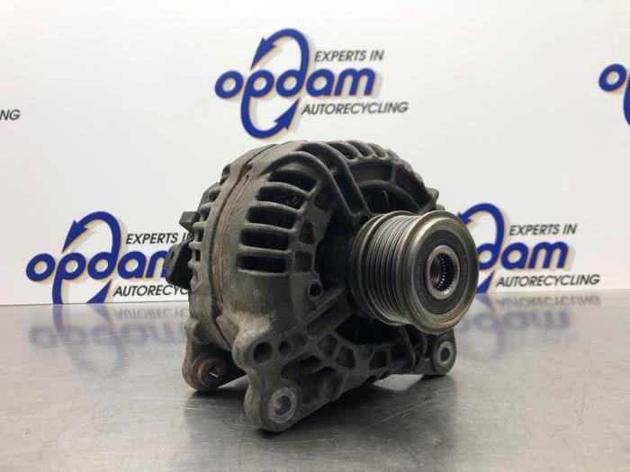 Gebruikte Alternator Seat Altea XL (5P5) 1.6 Prijs € 50,00 Margeregeling aangeboden door Gebr Opdam B.V.