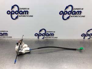 Gebruikte Deurslot Mechaniek 2Deurs links Fiat Fiorino (225) 1.3 JTD 16V Multijet Prijs € 50,00 Margeregeling aangeboden door Gebr Opdam B.V.