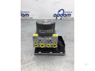 Gebruikte ABS Pomp Volkswagen Golf VII (AUA) 2.0 GTI 16V Performance Package Prijs € 250,00 Margeregeling aangeboden door Gebr Opdam B.V.