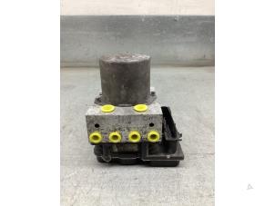 Gebruikte ABS Pomp Ford Transit 2.4 TDCi 16V Prijs € 75,00 Margeregeling aangeboden door Gebr Opdam B.V.