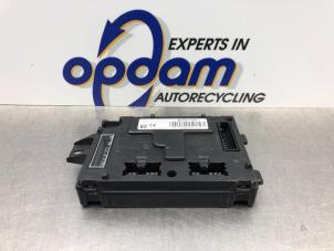 Gebruikte Bodycontrol Module Renault Clio IV Estate/Grandtour (7R) 1.5 Energy dCi 90 FAP Prijs € 75,00 Margeregeling aangeboden door Gebr Opdam B.V.