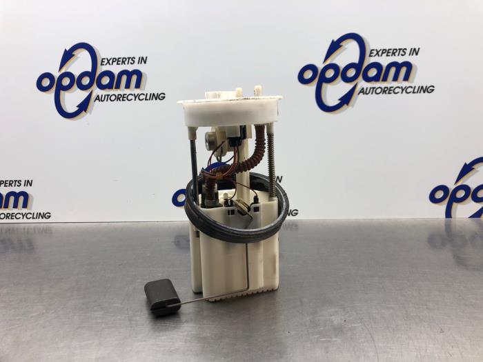 Gebruikte Benzinepomp Volkswagen Fox (5Z) 1.2 Prijs € 49,00 Margeregeling aangeboden door Gebr Opdam B.V.