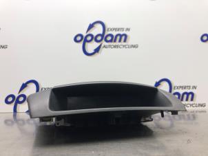 Gebruikte Display Interieur Citroen Berlingo 1.6i Prijs € 50,00 Margeregeling aangeboden door Gebr Opdam B.V.