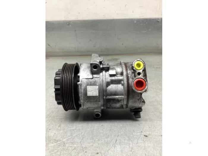 Gebruikte Aircopomp Opel Corsa D 1.3 CDTi 16V ecoFLEX Prijs € 100,00 Margeregeling aangeboden door Gebr Opdam B.V.