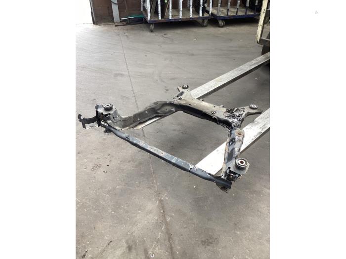 Gebruikte Subframe Volvo XC60 I (DZ) 2.0 D3 16V Prijs € 275,00 Margeregeling aangeboden door Gebr Opdam B.V.