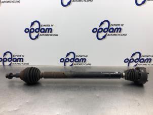 Gebruikte Aandrijfas rechts-voor Volkswagen Golf V (1K1) 1.6 FSI 16V Prijs € 75,00 Margeregeling aangeboden door Gebr Opdam B.V.