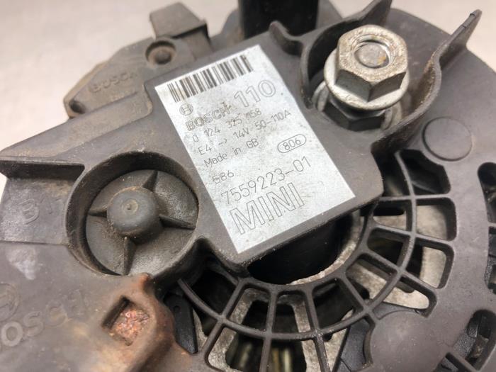 Dynamo van een MINI Mini One/Cooper (R50) 1.6 16V Cooper 2005