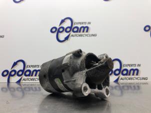 Gebruikte Startmotor Dacia Logan MCV (KS) 1.6 16V Prijs € 40,00 Margeregeling aangeboden door Gebr Opdam B.V.