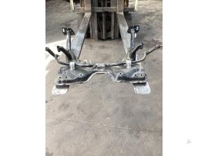 Gebruikte Subframe Jeep Renegade (BU) 1.5 T e-Hybrid 16V Prijs € 475,00 Margeregeling aangeboden door Gebr Opdam B.V.