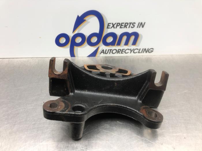 Gebruikte Motorrubber Fiat 500 (312) 0.9 TwinAir 80 Prijs € 20,00 Margeregeling aangeboden door Gebr Opdam B.V.