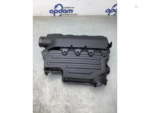 Gebruikte Luchtfilterhuis Jeep Renegade (BU) 1.5 T e-Hybrid 16V Prijs € 150,00 Margeregeling aangeboden door Gebr Opdam B.V.