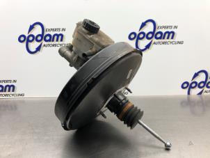 Gebruikte Rembooster Volkswagen Touran (1T1/T2) 1.6 FSI 16V Prijs € 150,00 Margeregeling aangeboden door Gebr Opdam B.V.