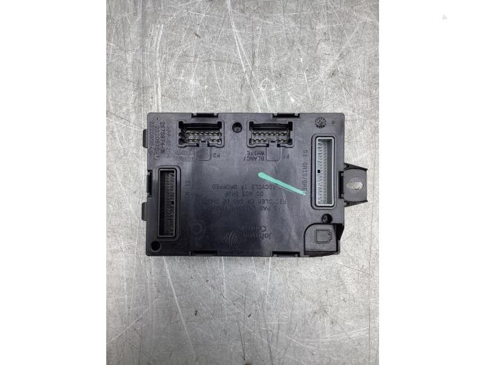 Gebruikte Computer Body Control Nissan NV 300 1.6 dCi 95 Prijs € 151,25 Inclusief btw aangeboden door Gebr Opdam B.V.