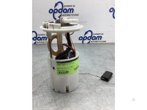 Gebruikte Tank element Pomp Renault Trafic (1FL/2FL/3FL/4FL) 1.6 dCi 145 Twin Turbo Prijs € 100,00 Margeregeling aangeboden door Gebr Opdam B.V.