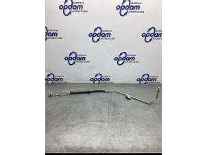 Gebruikte Airco Leiding Mercedes B (W245) 1.5 B-150 16V Prijs € 35,00 Margeregeling aangeboden door Gebr Opdam B.V.