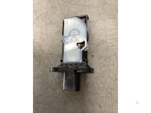 Gebruikte Luchthoeveelheidsmeter Dacia Jogger 1.6 Hybrid 140 16V Prijs € 50,00 Margeregeling aangeboden door Gebr Opdam B.V.