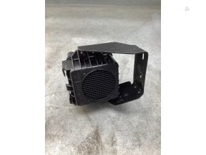 Gebruikte Luidspreker Dacia Jogger 1.6 Hybrid 140 16V Prijs € 75,00 Margeregeling aangeboden door Gebr Opdam B.V.