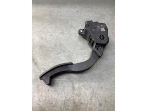 Gebruikte Gaspedaalpositie Sensor Dacia Jogger 1.6 Hybrid 140 16V Prijs € 75,00 Margeregeling aangeboden door Gebr Opdam B.V.